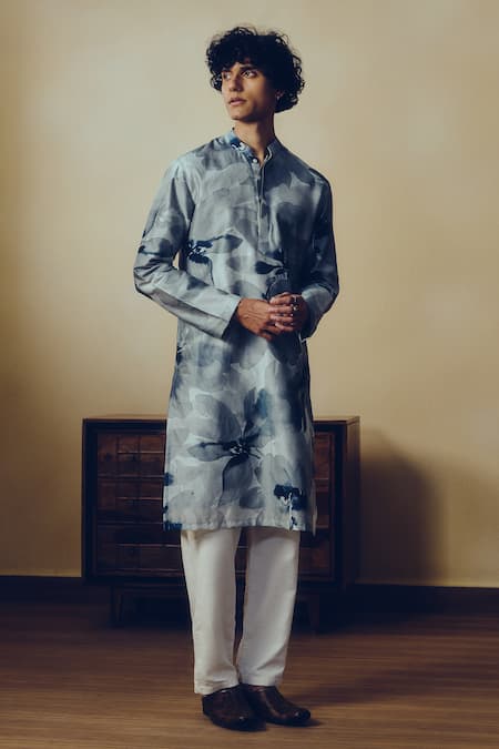 Buy Studio 113 Grey Silk, Chanderi Floral Print Lara Kurta Online at Aza Fashions Buy_Studio 113_Grey Silk, Chanderi Floral Print Lara Kurta _Online_at_Aza_Fashions