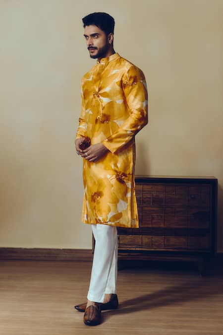 Buy Studio 113 Yellow Silk, Chanderi Floral Print Lara Kurta Online at Aza Fashions Buy_Studio 113_Yellow Silk, Chanderi Floral Print Lara Kurta _Online_at_Aza_Fashions