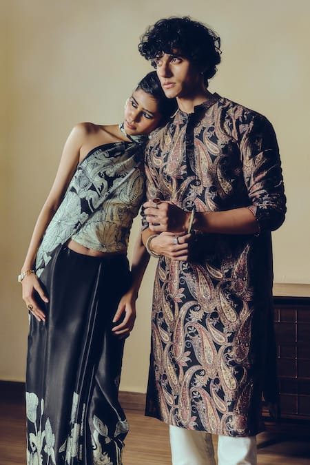 Buy Studio 113 Black Silk, Chanderi Paisley Print Bela Kurta Online at Aza Fashions Buy_Studio 113_Black Silk, Chanderi Paisley Print Bela Kurta _Online_at_Aza_Fashions