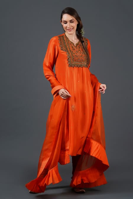 Samant Chauhan Ornate Threadwork Embroidered Kurta Set 