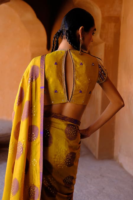 Drishti & Zahabia Shibori Ikat Print Saree & Blouse Set 