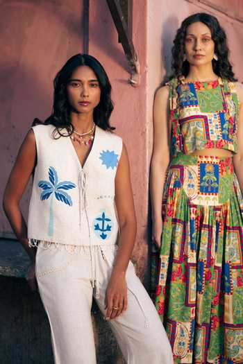 Studio Rigu_Cream Linen, Viscose V-neck Matka Vest And Trouser Co-ord Set _at_Aza_Fashions