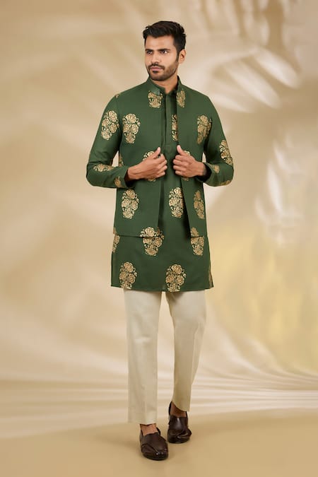 Manish Nagdeo Floral Print Bundi & Kurta Set 