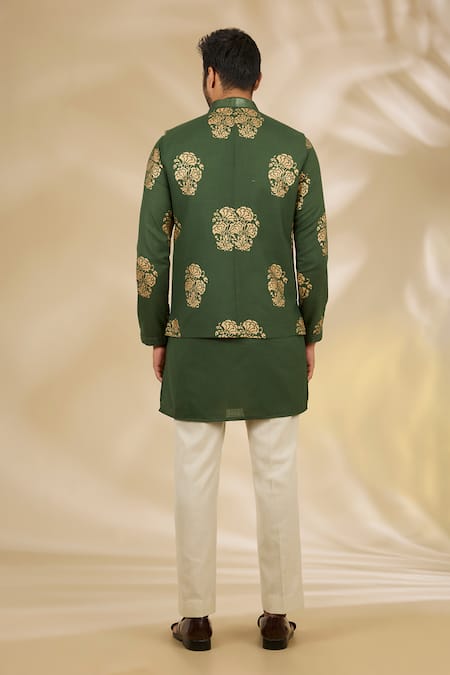 Manish Nagdeo Floral Print Bundi & Kurta Set 