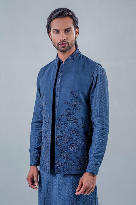 Punit Arora Epitome Of Regality Bundi & Kurta Set 