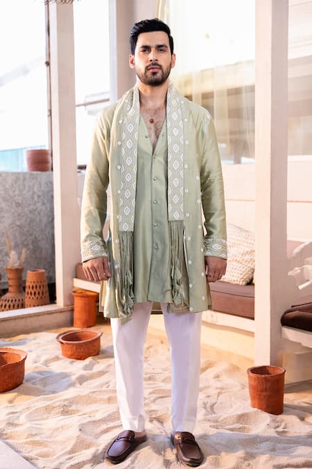 Kaaj Button Thread Embroidered Kurta Set 