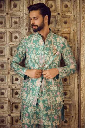Ridhi Mehra Green Chanderi Whimsy Reversible Bundi And Kurta Set Online at Aza Fashions Ridhi Mehra_Green Chanderi Whimsy Reversible Bundi And Kurta Set _Online_at_Aza_Fashions