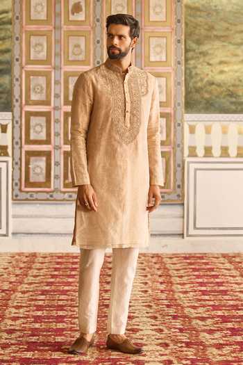 Ridhi Mehra Glow Yoke Embroidered Kurta Set 