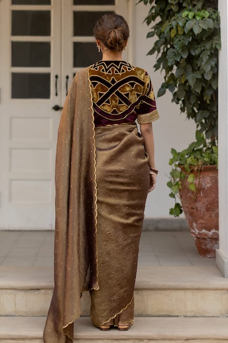 Mimamsaa Qaayal & Jahan Saree With Velvet Blouse 