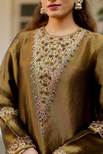 Mimamsaa_Gold Silk, Tissue Embroidery, Zari Round Neck Noor Neckline Kurta And Pant Set _Online_at_Aza_Fashions