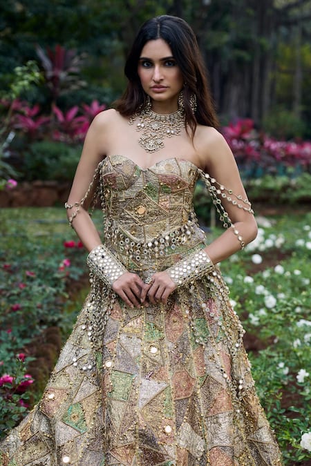 Itrh Gulnaar Gota Lehenga Set 