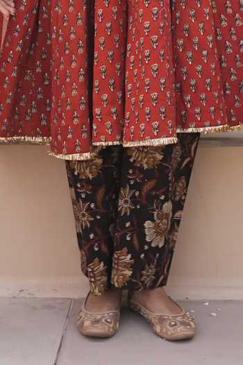 Buy_Gulabo Jaipur_Red Cotton, Cambric Zari Round Neck Ira Floral Motif Anarkali Set _Online_at_Aza_Fashions