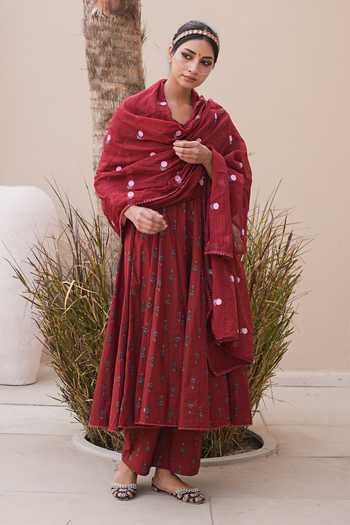 Buy_Gulabo Jaipur_Maroon Cotton, Cambric Embroidery Arwa Floral Print Anarkali Set _Online_at_Aza_Fashions