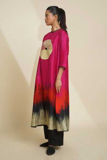 Taika By Poonam Bhagat_Pink Silk Embroidery Round Neck Hand Printed Kurta And Pant Set _Online_at_Aza_Fashions