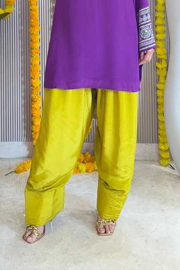 Surkh Syahi_Purple Crepe Embellished Straight Kurta And Pant Set _Online_at_Aza_Fashions