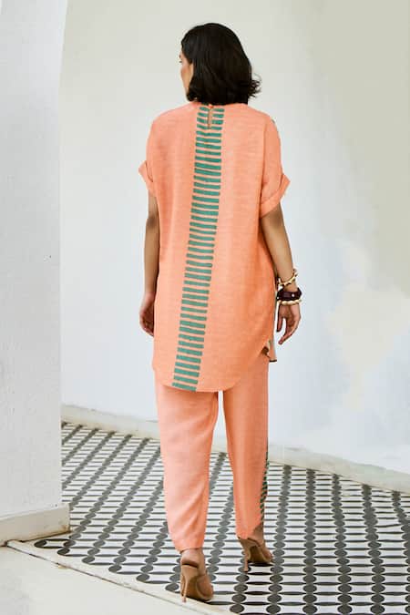 Basil Leaf Linear Print Kurta & Pant Set 