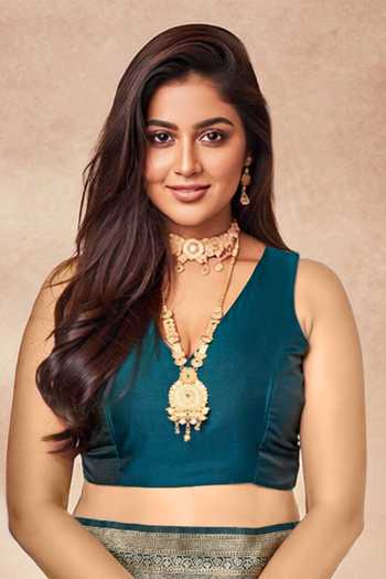 Shop_Khwaab By Sanjana Lakhani_Green Silk Embroidery, Zari V-neck Floral Vine Woven Saree And Blouse Set _Online_at_Aza_Fashions