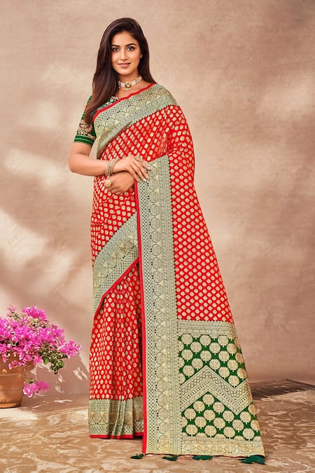 Naintara Bajaj Floral Woven Banarasi Silk Saree Set 