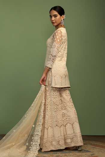 Mustard Moon By Neyha And Vrinda Kia Scallop Motif Embroidered Kurta Set 