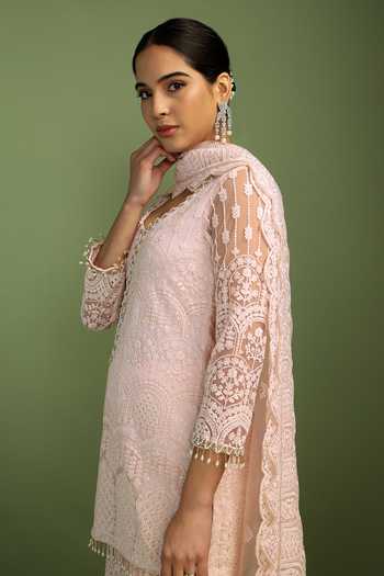 Mustard Moon By Neyha And Vrinda_Pink Net Embroidery, Sequins, Pearls, Tassels Sweetheart Kia Scallop Kurta Set _Online_at_Aza_Fashions