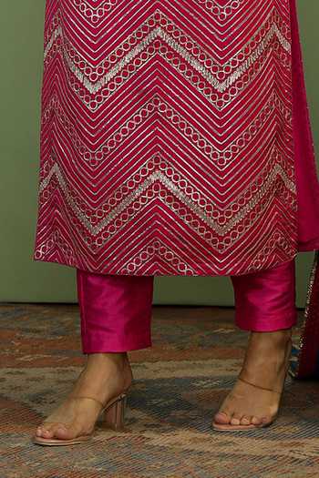 Mustard Moon By Neyha And Vrinda Pink Georgette, Silk, Chinon Gota Patti Keyhole Amal Chevron Pattern Kurta Set Online at Aza Fashions Mustard Moon By Neyha And Vrinda_Pink Georgette, Silk, Chinon Gota Patti Keyhole Amal Chevron Pattern Kurta Set _Online_at_Aza_Fashions