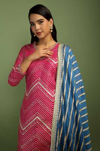 Buy Mustard Moon By Neyha And Vrinda Pink Georgette, Silk, Chinon Gota Patti Keyhole Amal Chevron Pattern Kurta Set Online at Aza Fashions Buy_Mustard Moon By Neyha And Vrinda_Pink Georgette, Silk, Chinon Gota Patti Keyhole Amal Chevron Pattern Kurta Set _Online_at_Aza_Fashions