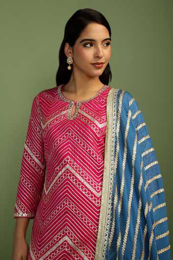 Mustard Moon By Neyha And Vrinda Pink Georgette, Silk, Chinon Gota Patti Keyhole Amal Chevron Pattern Kurta Set at Aza Fashions Mustard Moon By Neyha And Vrinda_Pink Georgette, Silk, Chinon Gota Patti Keyhole Amal Chevron Pattern Kurta Set _at_Aza_Fashions