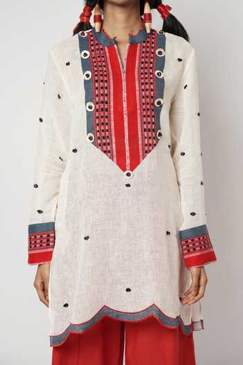 Buy_Shwetanga_Ivory Cotton, Linen Beads V-neck Yoke Embellished Kurta And Pant Set 