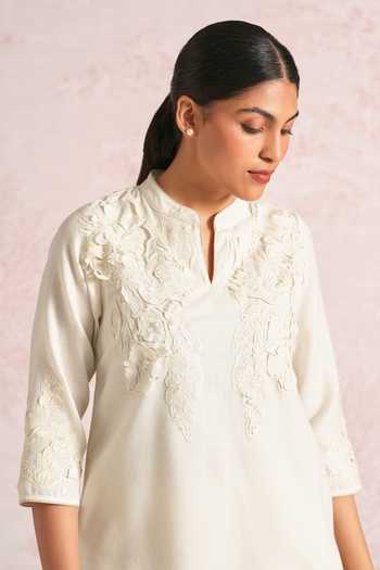 Buy_Kaveri_Cream Linen Applique Mandarin Collar Floral Shadows Embroidered Kurta And Pant Set _Online_at_Aza_Fashions