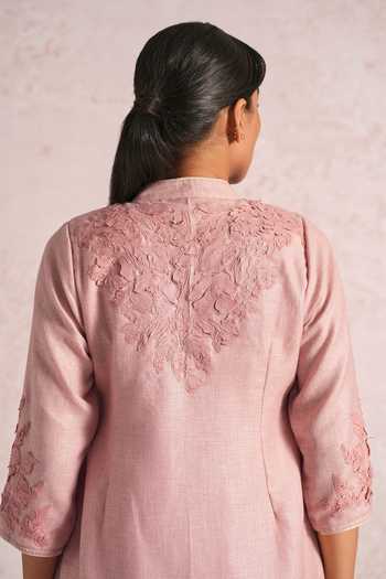 Kaveri_Pink Linen Applique Mandarin Collar Floral Shadows Embroidered Kurta And Pant Set _at_Aza_Fashions
