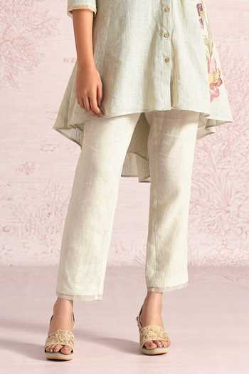 Kaveri_Green Linen Applique, Embroidery, Lace V-neck Painted Petals Kurta And Pant Set _Online_at_Aza_Fashions