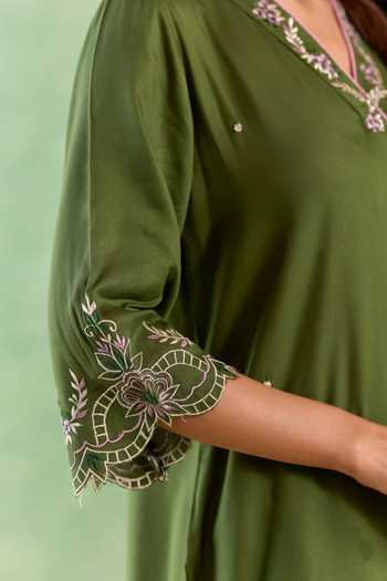 Buy Nero India Green Cotton Embroidery V-neck Moss Petal Scallop Kurta And Flared Pant Set Online at Aza Fashions Buy_Nero India_Green Cotton Embroidery V-neck Moss Petal Scallop Kurta And Flared Pant Set _Online_at_Aza_Fashions