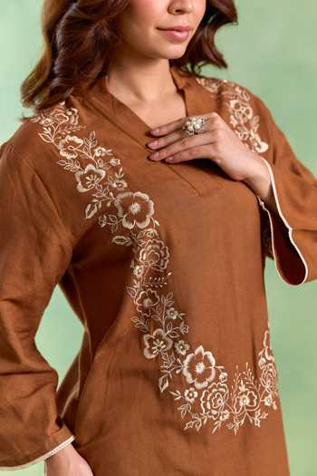 Buy_Nero India_Brown Linen Embroidery V-neck Bloom Top And Pant Set _Online_at_Aza_Fashions