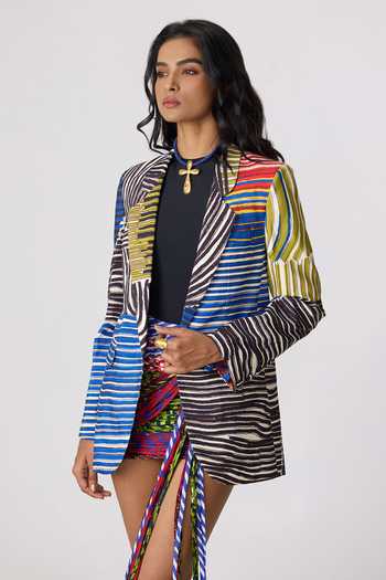 Saaksha & Kinni_Multi Color Crepe Rebekkah Printed Blazer _Online_at_Aza_Fashions