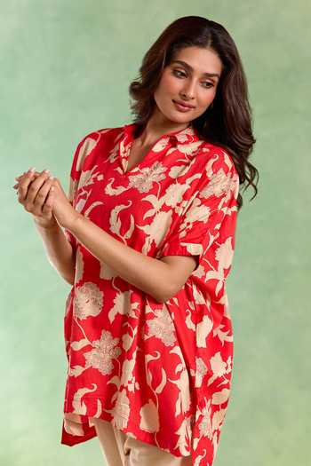 Nero India_Red Cotton, Linen Pearls Split V-neck Blossom Print Top And Pant Set _at_Aza_Fashions