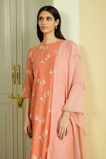Vaayu_Orange Muslin Embroidery Round Neck Tangerine Kurta Set _Online_at_Aza_Fashions