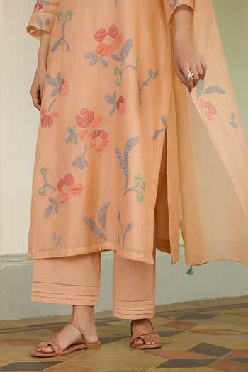 Buy_Vaayu_Peach Cotton, Muslin Applique, Tassels Round Neck Floral Embroidered Kurta Set _Online_at_Aza_Fashions