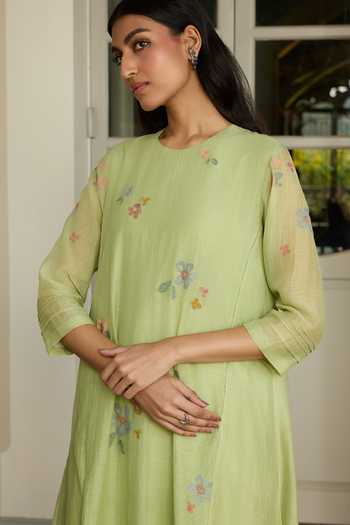 Buy Vaayu Green Cotton, Muslin Embroidery Round Neck Lime Floral Kurta And Pant Set Online at Aza Fashions Buy_Vaayu_Green Cotton, Muslin Embroidery Round Neck Lime Floral Kurta And Pant Set _Online_at_Aza_Fashions