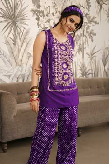 Buy_Pink City by Sarika_Purple Silk Embroidery, Gota Patti Round Neck Lotus Kurta Pant Set 