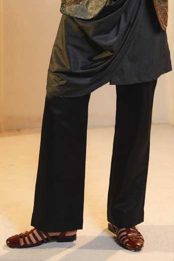 Jatin Malik_Gold Tissue, Satin, Silk, Linen Zari Duskwave Jacquard Jacket And Kurta Set _Online_at_Aza_Fashions