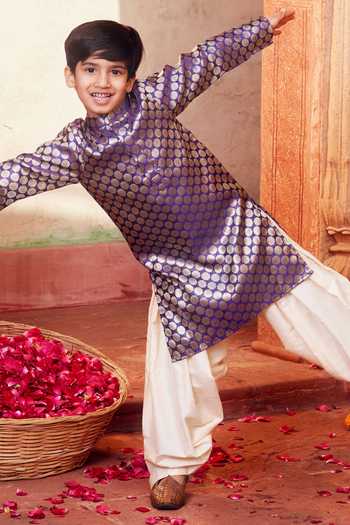 Buy_Chotibuti_Purple Silk Zari Banarasi Kurta And Pyjama Set _Online_at_Aza_Fashions