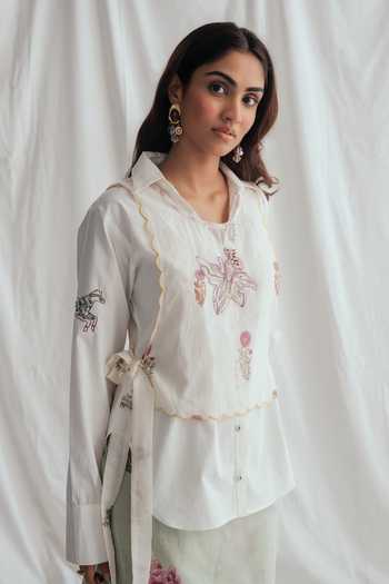 Jodi_White Chanderi Round Neck Kulfi Floral Print Bib Cape _Online_at_Aza_Fashions