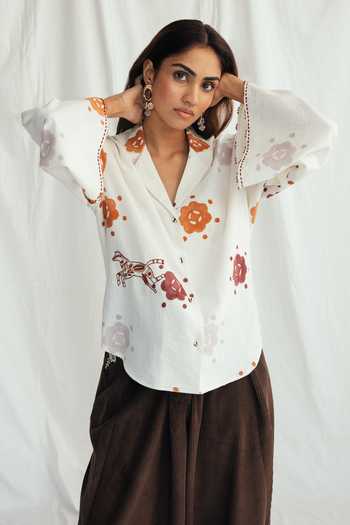 Jodi_White Cotton Embroidery, Beads Collared Thandai Block Print Shirt _Online_at_Aza_Fashions