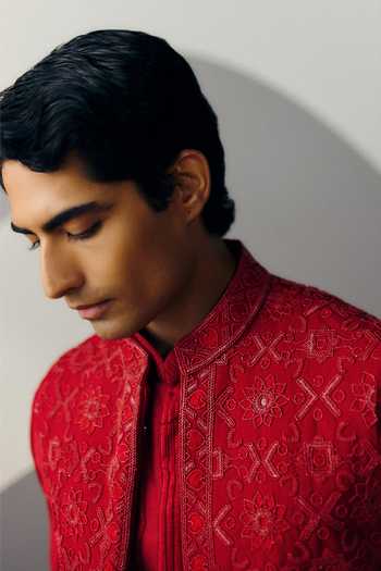 Buy_Amaare_Red Silk, Chanderi, Wool Embroidery, Sequins, Raktavajra Bundi And Kurta Set _Online_at_Aza_Fashions