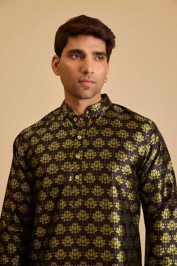 Siddartha Tytler_Green Silk Lotus Print Straight Kurta _Online_at_Aza_Fashions