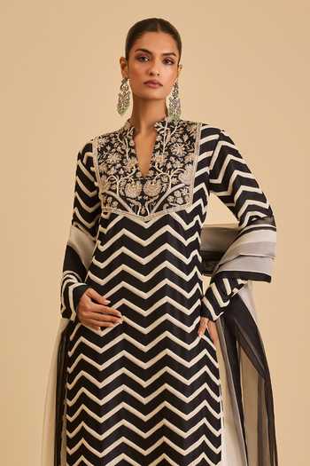 Buy_Siddartha Tytler_Black Dupion, Satin, Organza Embroidery, Sequins, Chevron Pattern Kurta Set _Online_at_Aza_Fashions