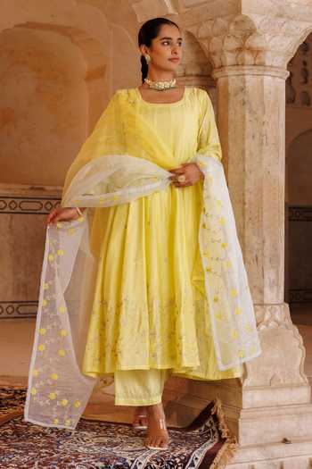 Shop_Bannhi By Priyanka Rathore_Yellow Chanderi Embroidery, Gota Patti Scoop Neck Anarkali Set _Online_at_Aza_Fashions