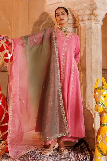Buy_Bannhi By Priyanka Rathore_Pink Cotton Embroidery, Gota Patti, Lace Notched Neck Floral Vine Anarkali Set 