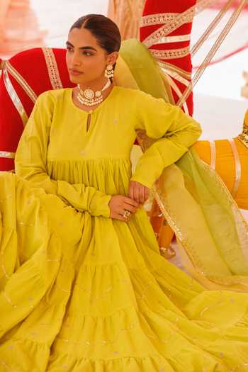 Bannhi By Priyanka Rathore_Green Cotton Embroidery, Zari High , Keyhole Tiered Anarkali Set _Online_at_Aza_Fashions