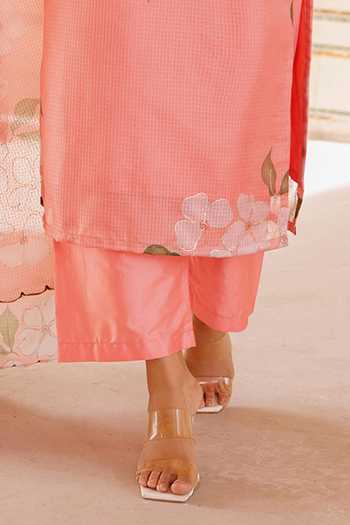 Bannhi By Priyanka Rathore Peach Kota Doria Embroidery Scoop Neck Floral Print Kurta Set Online at Aza Fashions Bannhi By Priyanka Rathore_Peach Kota Doria Embroidery Scoop Neck Floral Print Kurta Set _Online_at_Aza_Fashions